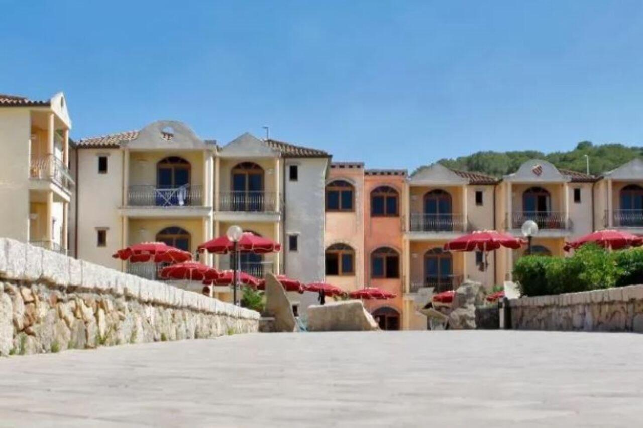 Club Esse Posada Palau Exterior photo
