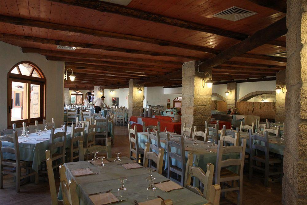 Club Esse Posada Palau Exterior photo