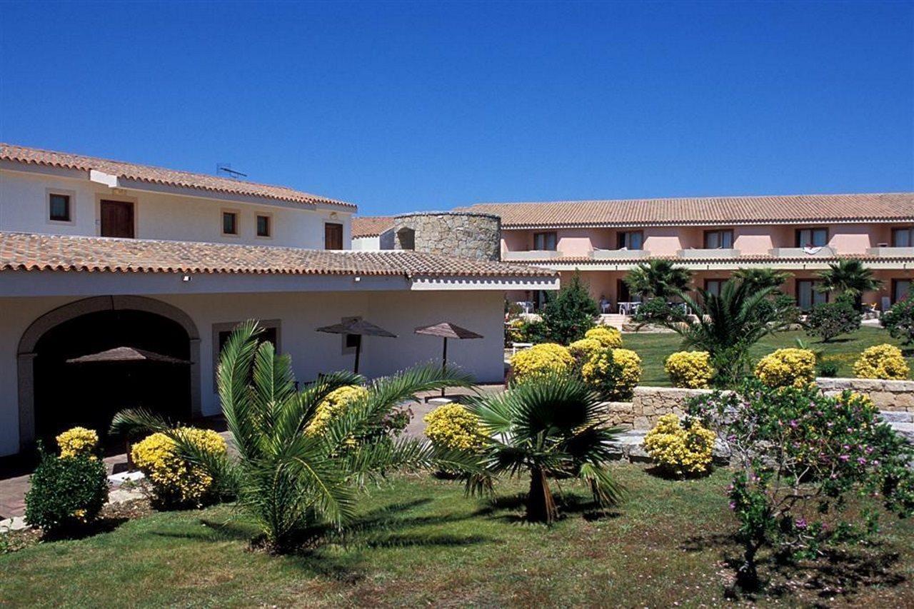 Club Esse Posada Palau Exterior photo