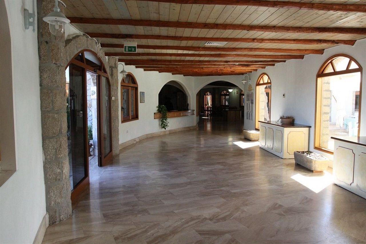 Club Esse Posada Palau Exterior photo